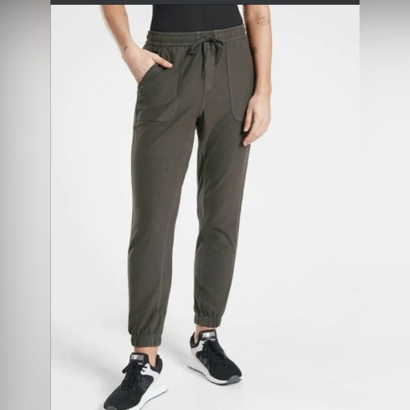 Athleta Pants - ATHLETA WOMEN'S FARALLON JOGGER PANTS, CYPRESS GREEN, Sz 8 EUC!